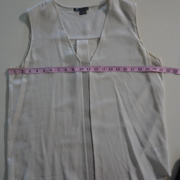 Vince. Laser cut Leather Paneled Silk Blouse Size Large - Picture 6 of 9